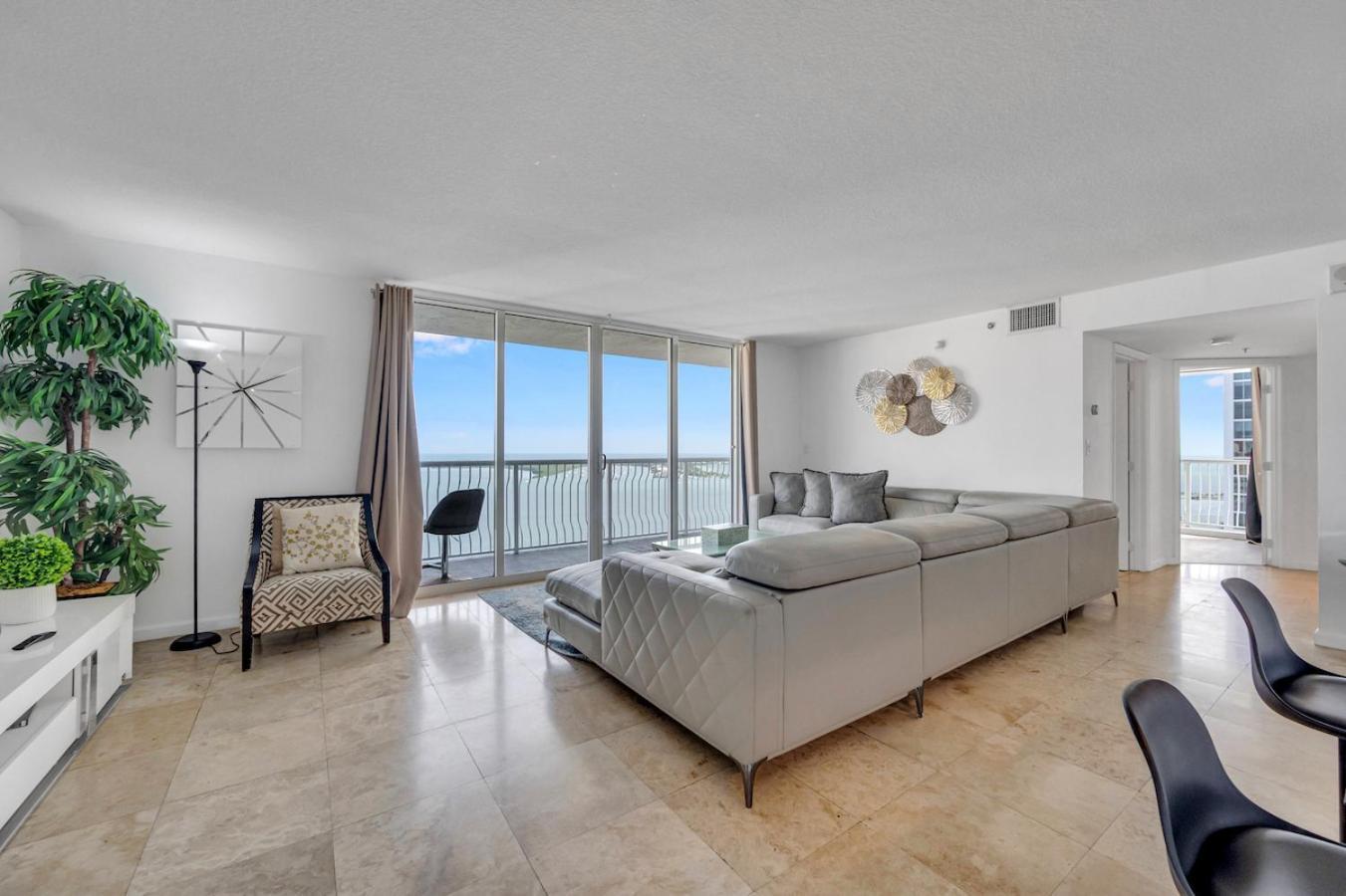 *Luxurious Highrise 2Brcondo Brickell- Waterviews* Miami Exteriör bild